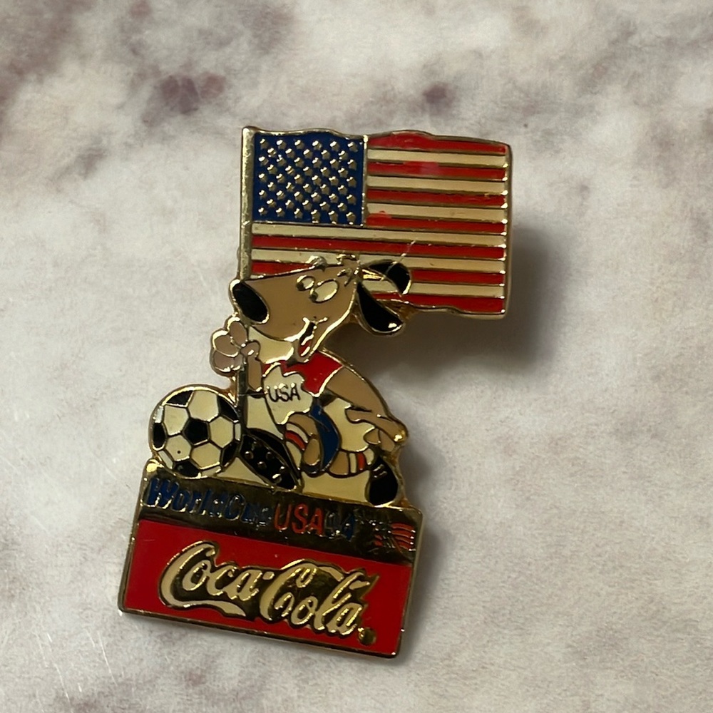 Coca Cola USA World Cup 1994 Pin preowned excellent Condition